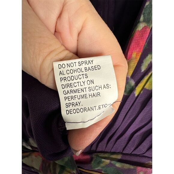 Mac Duggal NWOT Floral Long Sleeve V-Neck Gown in Purple Multi Size 14 - Picture 6 of 7